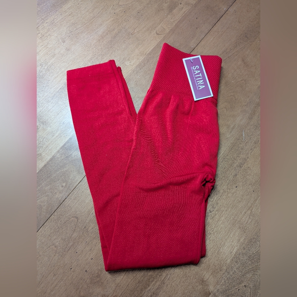 3/$14 Women's Red Leggings